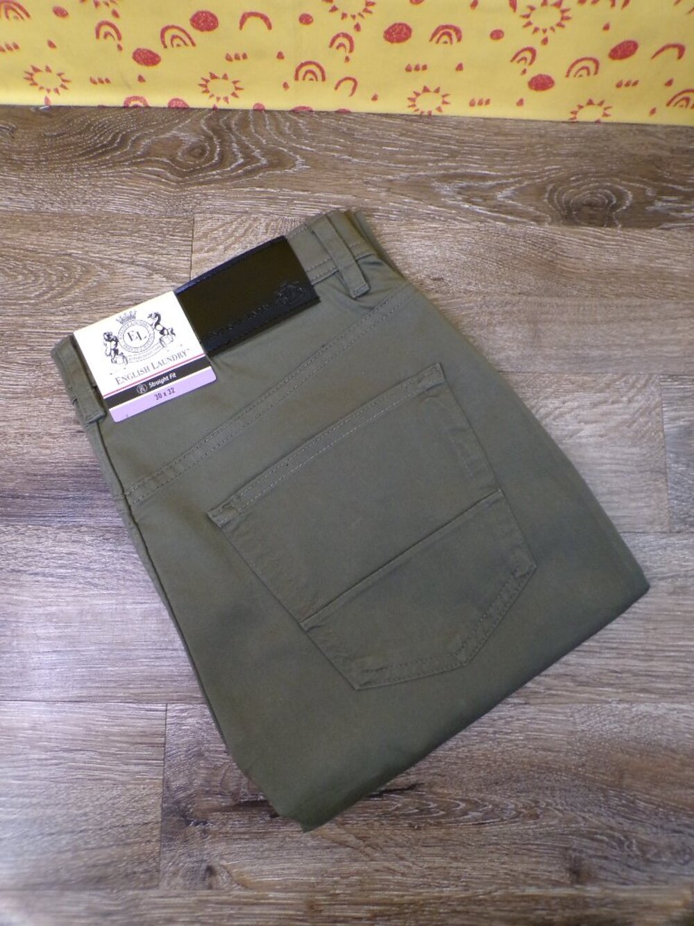 ENGLISH LAUNDRY NWT Green Men's Straight Fit Air Touch Comfort 30x32